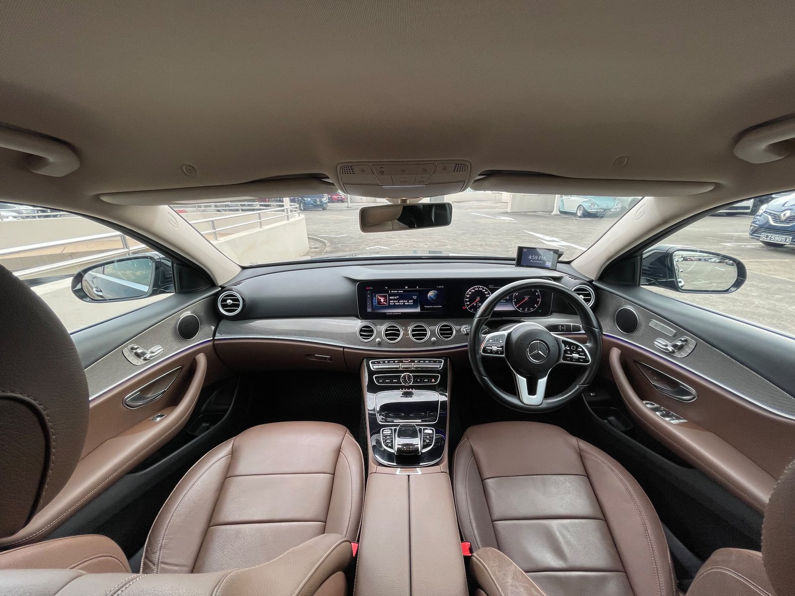Mercedes-Benz E200 Avantgarde photo 6